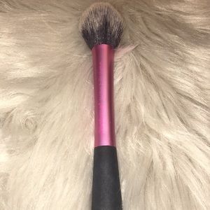 Real techniques blush brush
